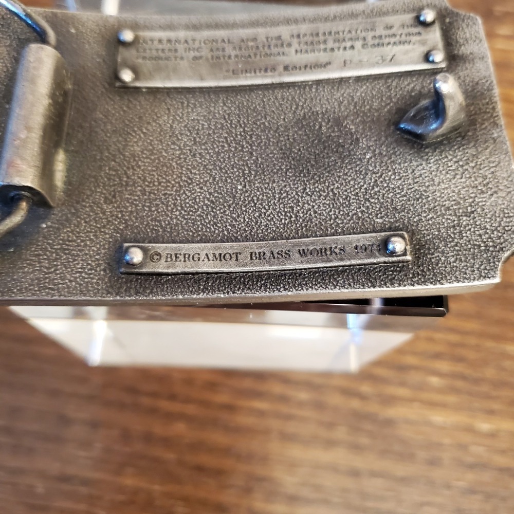 Vtg Limited Edition 1974 International Auto Wagon‎ Belt Buckle by Bergamot - Picture 4 of 9